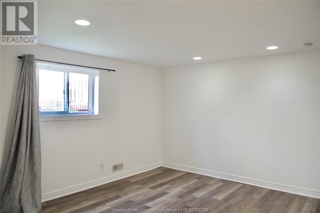 2284 BETHLEHEM Image 22