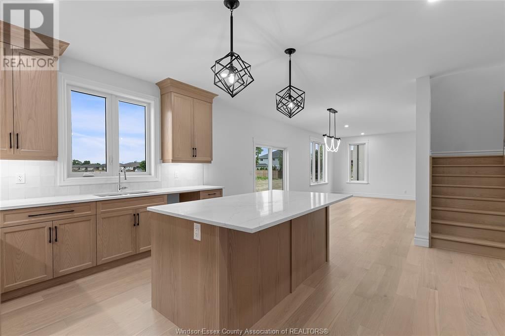 462 MARLA CRESCENT Image 11