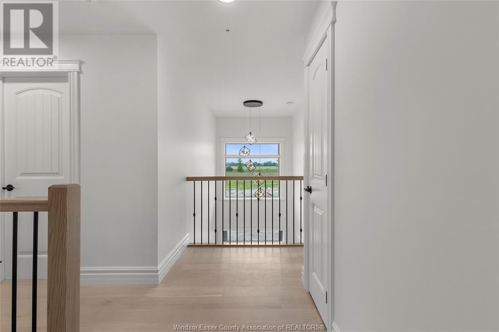 462 MARLA CRESCENT Image 18