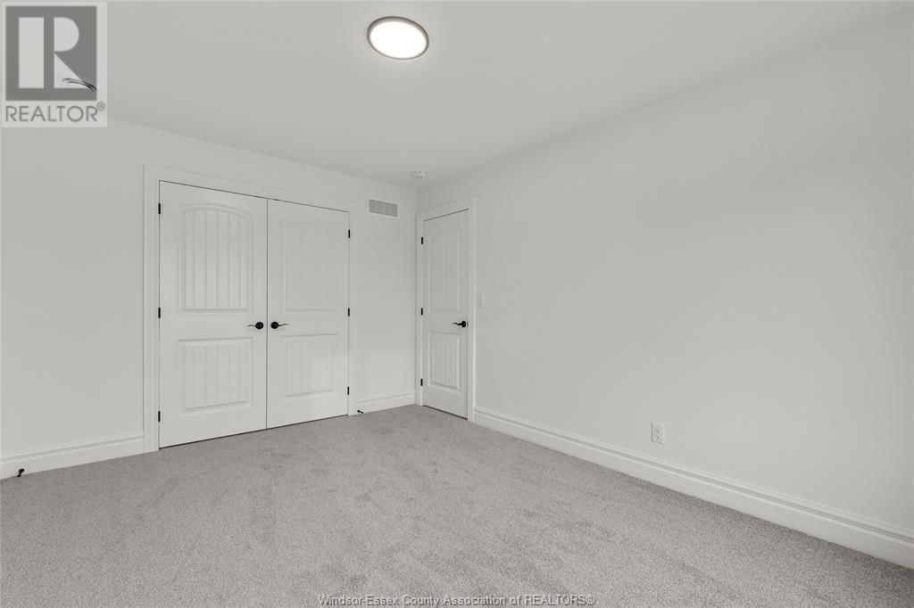 462 MARLA CRESCENT Image 25