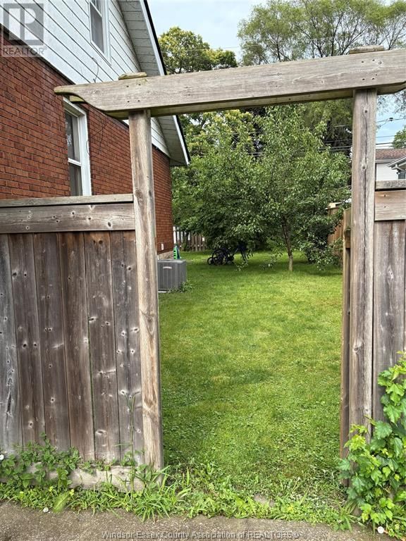 Tertiary Property View