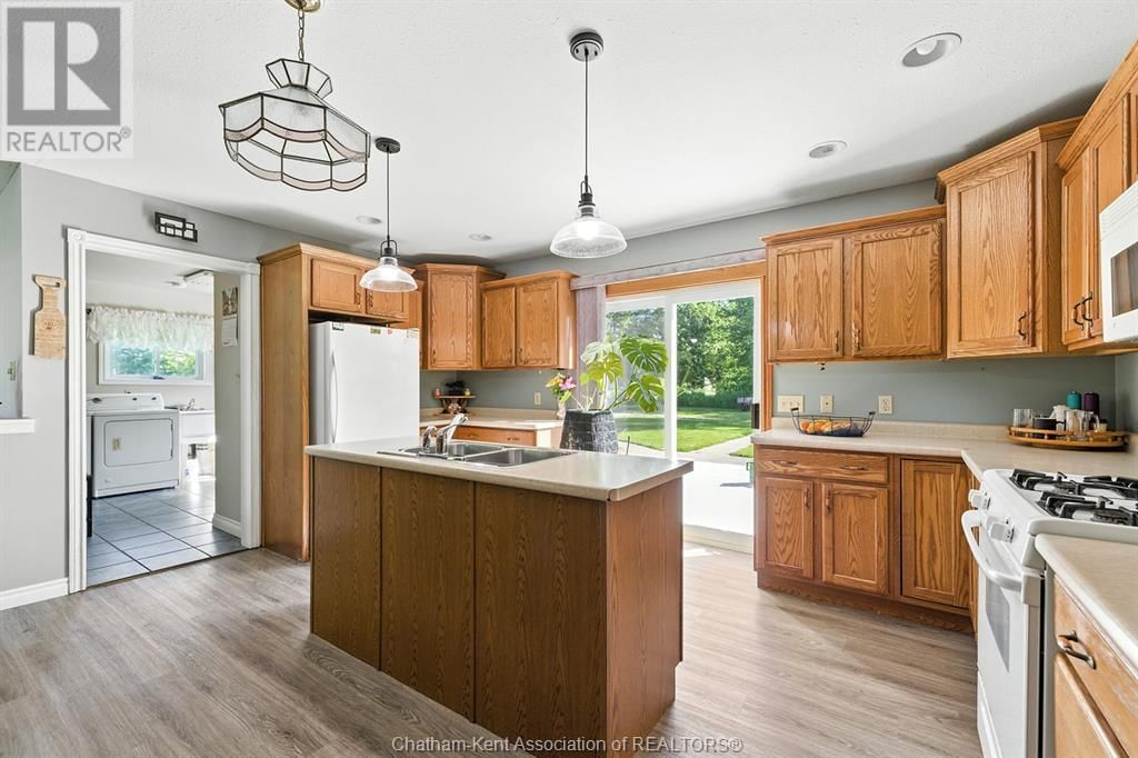 19089 HILL ROAD Image 14