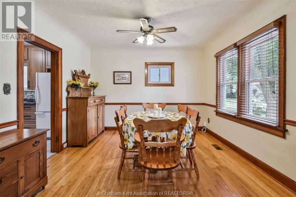 12 ALEXANDRA AVENUE Image 29