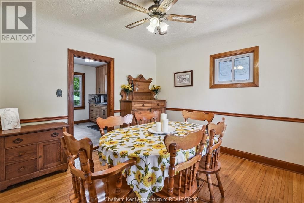 12 ALEXANDRA AVENUE Image 31
