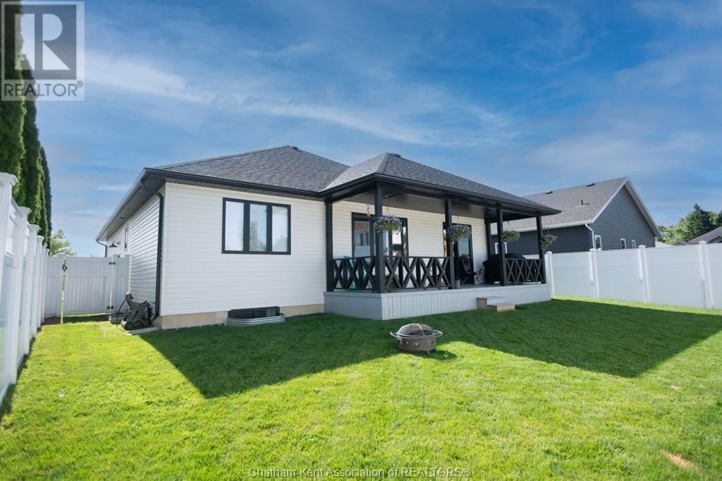 7 VENTURE CRESCENT Image 2