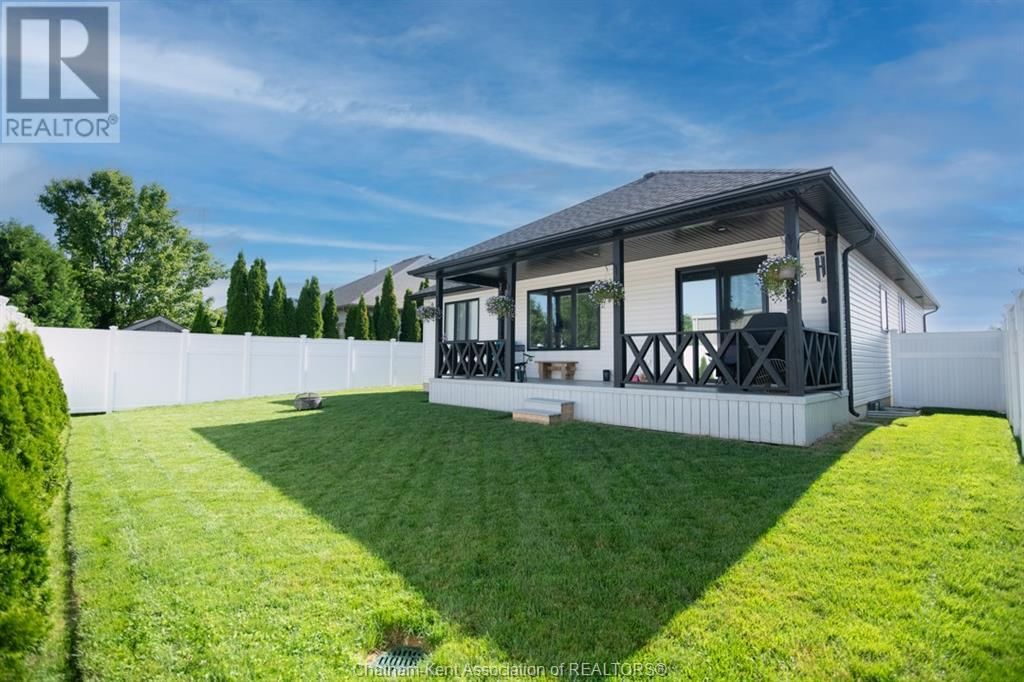 7 VENTURE CRESCENT Image 28