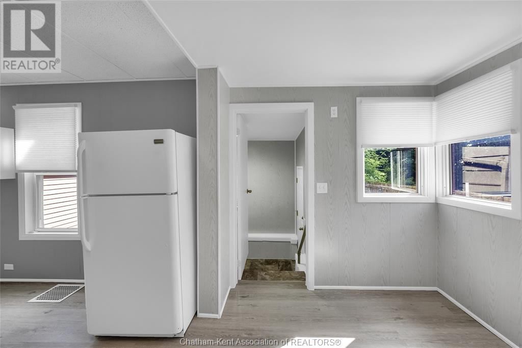 61 SHELDON AVENUE Image 16