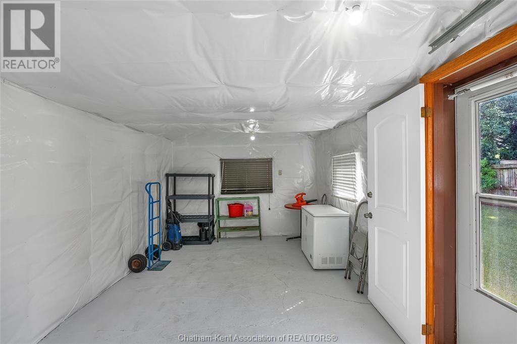 61 SHELDON AVENUE Image 34