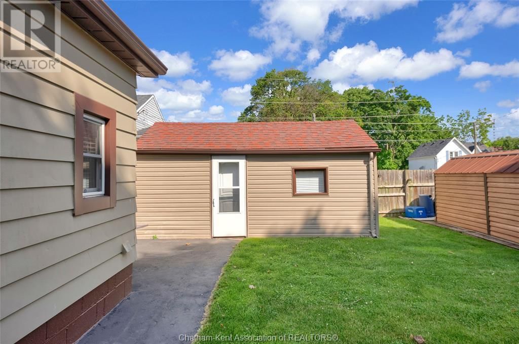 61 SHELDON AVENUE Image 39