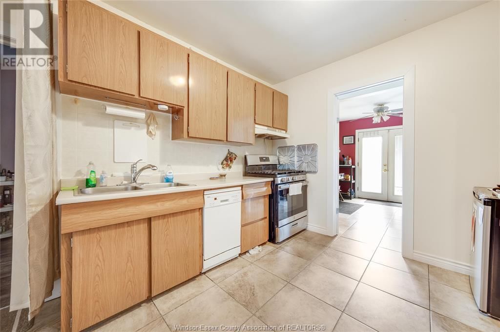 1794 GLADSTONE Image 9