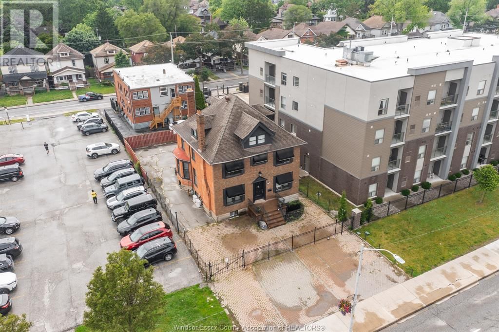 961 OUELLETTE AVENUE Image 2