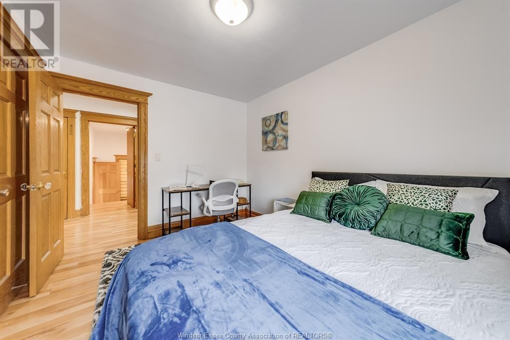 961 OUELLETTE AVENUE Image 28