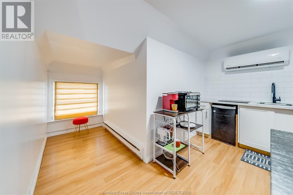 961 OUELLETTE AVENUE Image 35