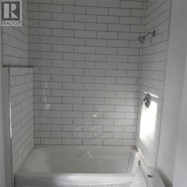 27 & 31 WADE STREET Image 20