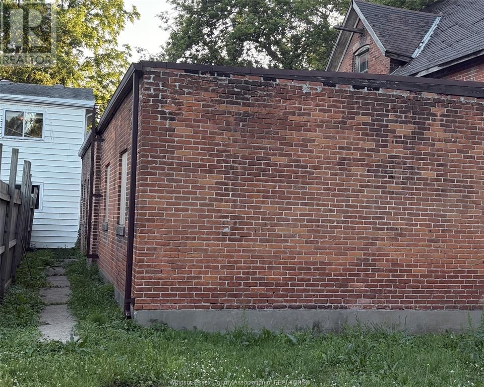 27 & 31 WADE STREET Image 25