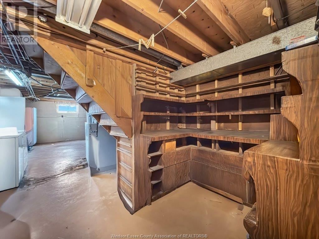 305 MAPLE AVE AVENUE Image 24