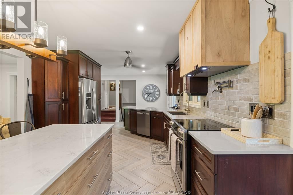 4259 ROSELAND DRIVE EAST Image 12