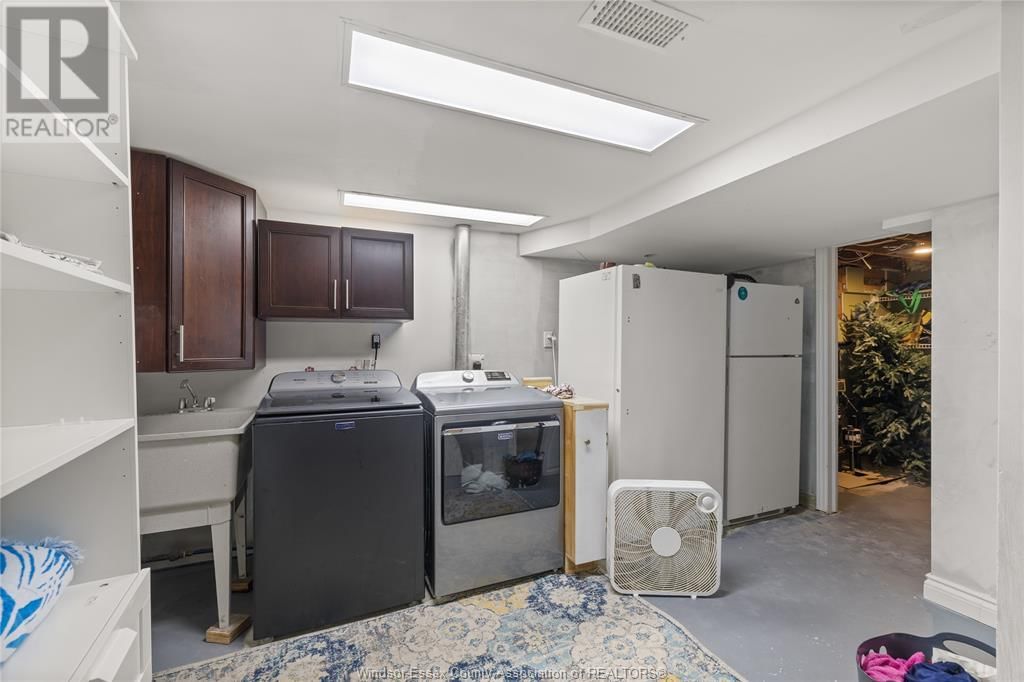 4259 ROSELAND DRIVE EAST Image 27