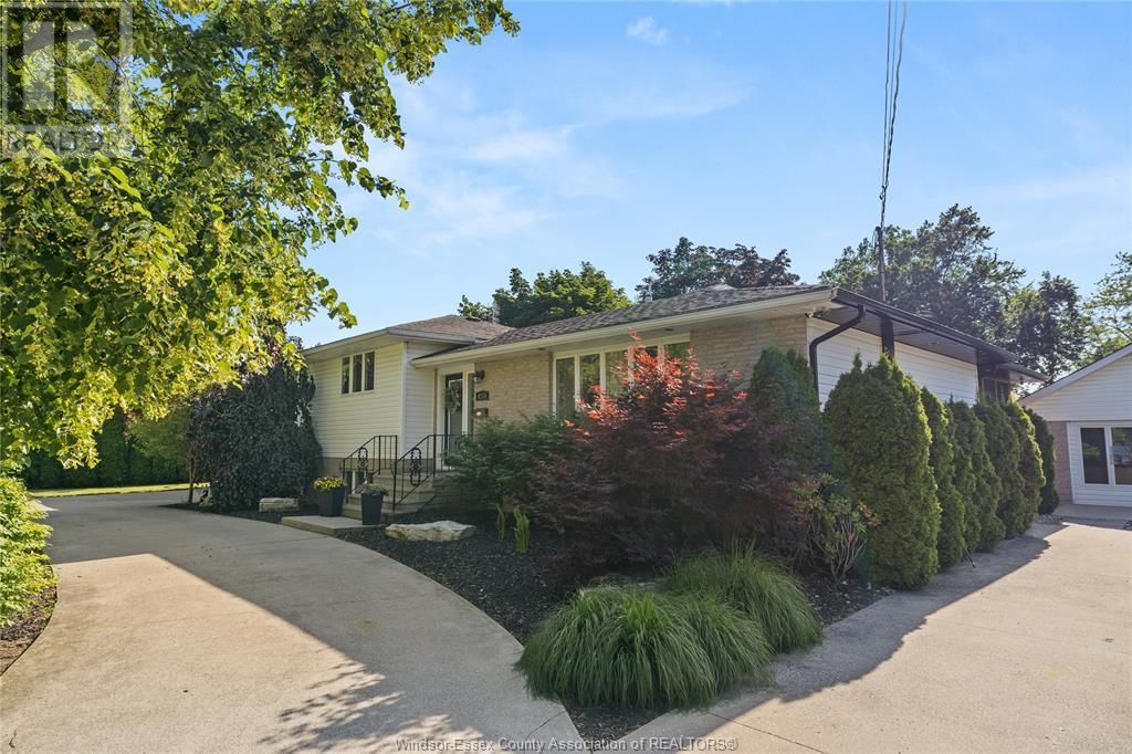 4259 ROSELAND DRIVE EAST Image 33