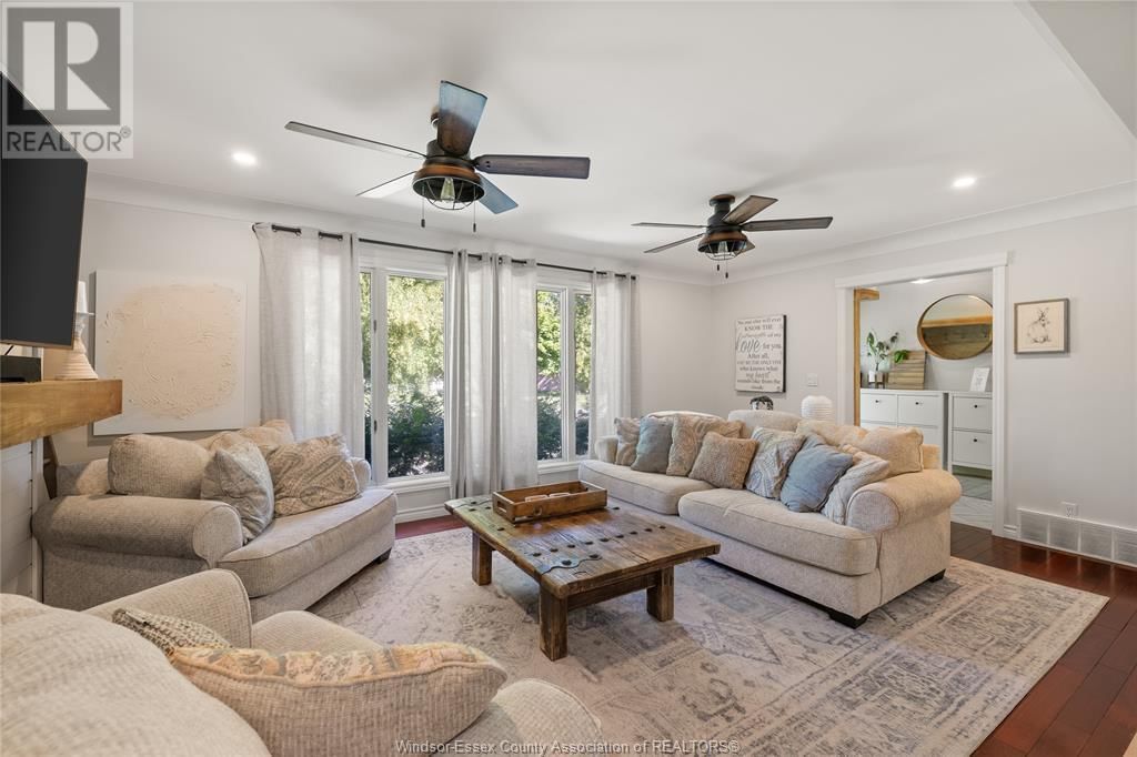4259 ROSELAND DRIVE EAST Image 8