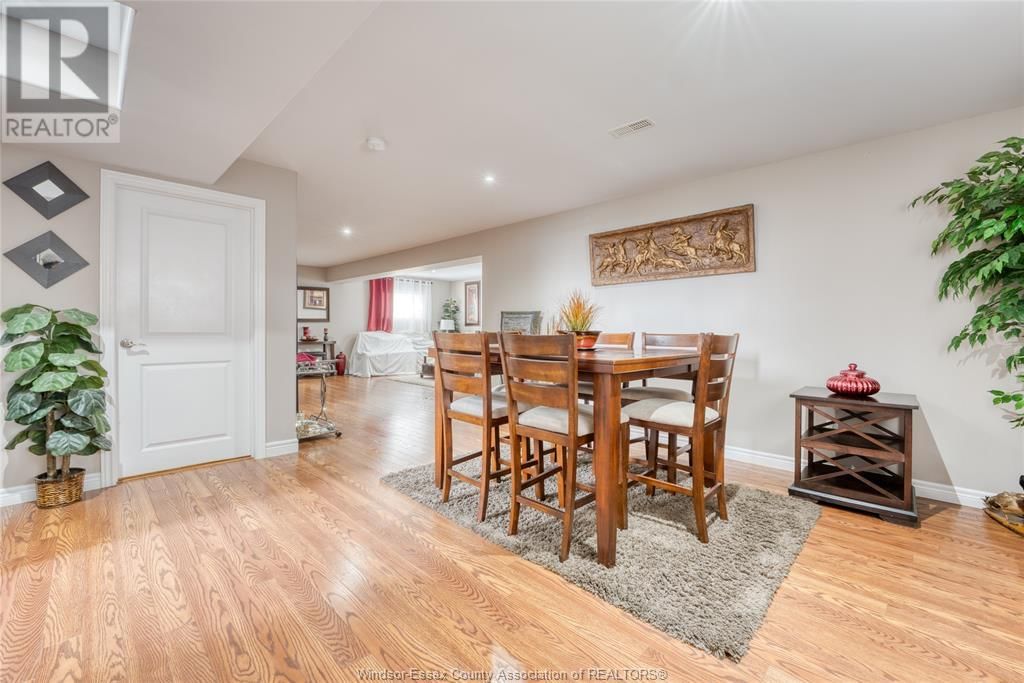 58 HOMESTEADS Image 21