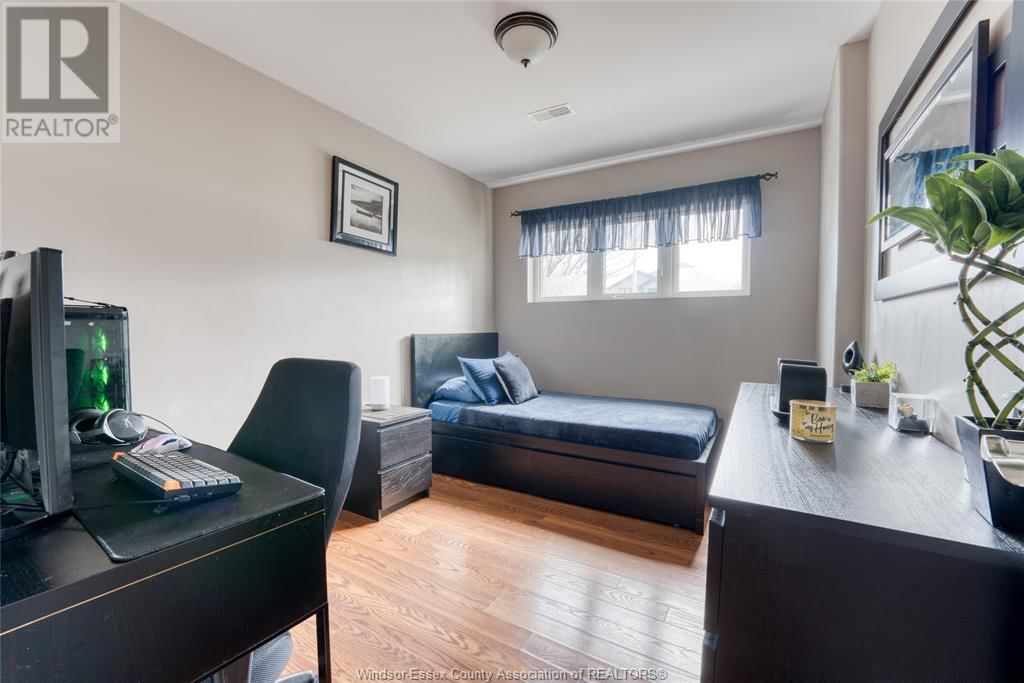 58 HOMESTEADS Image 27