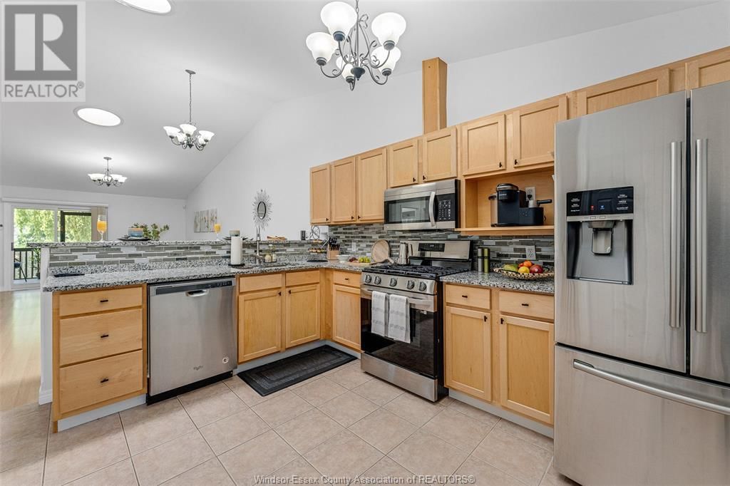 91 THERESA TRAIL Image 14