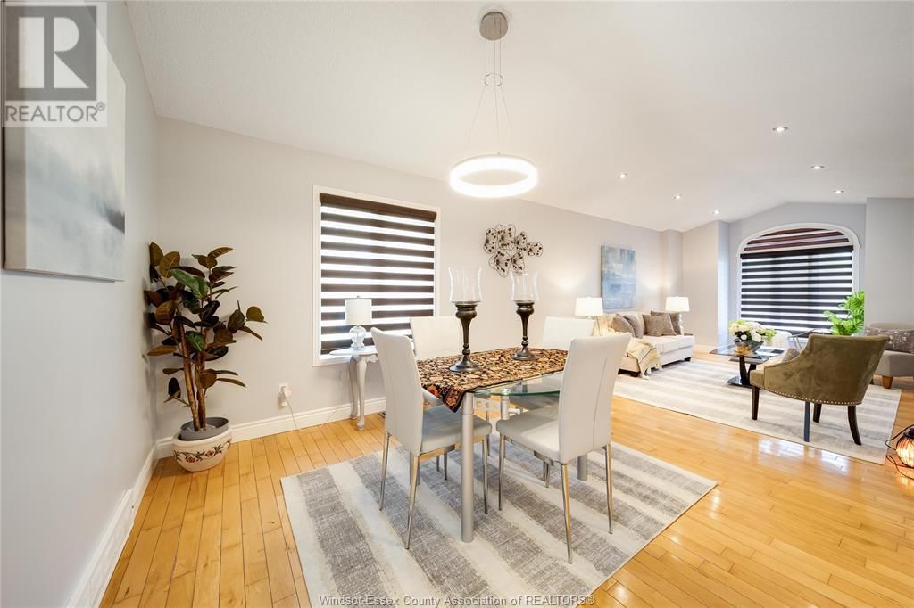2505 ST CLAIR AVENUE Image 10