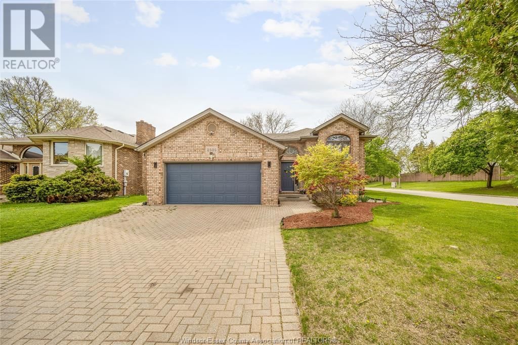 2505 ST CLAIR AVENUE Image 3