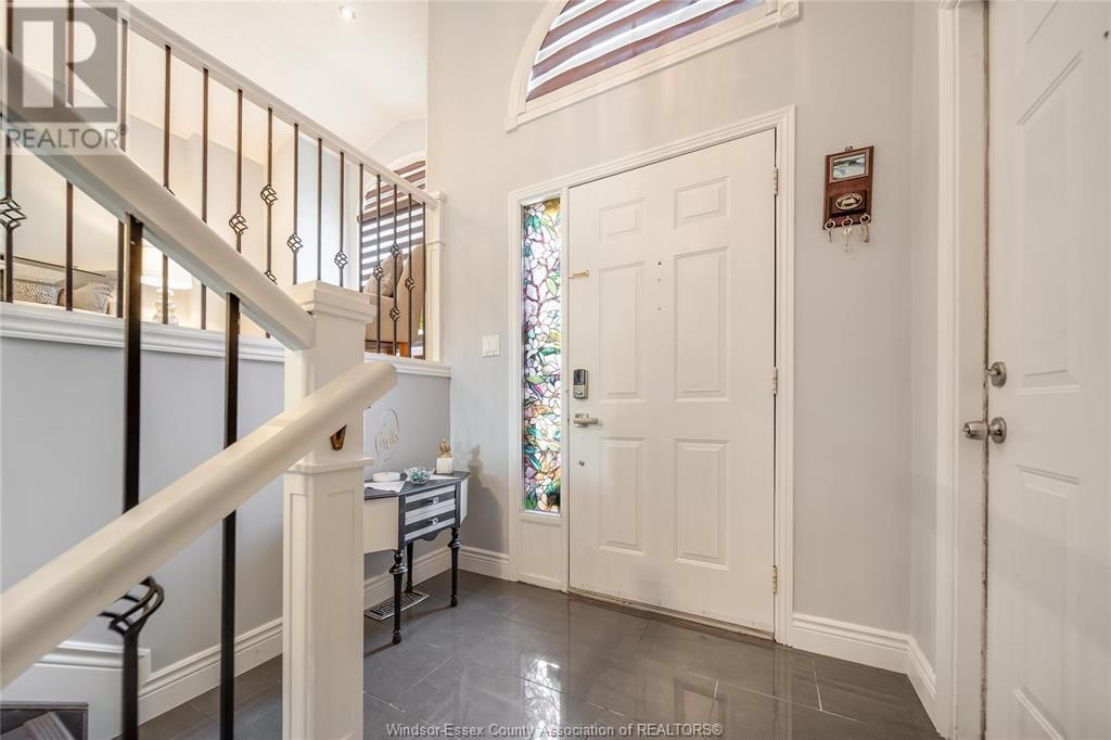 2505 ST CLAIR AVENUE Image 4