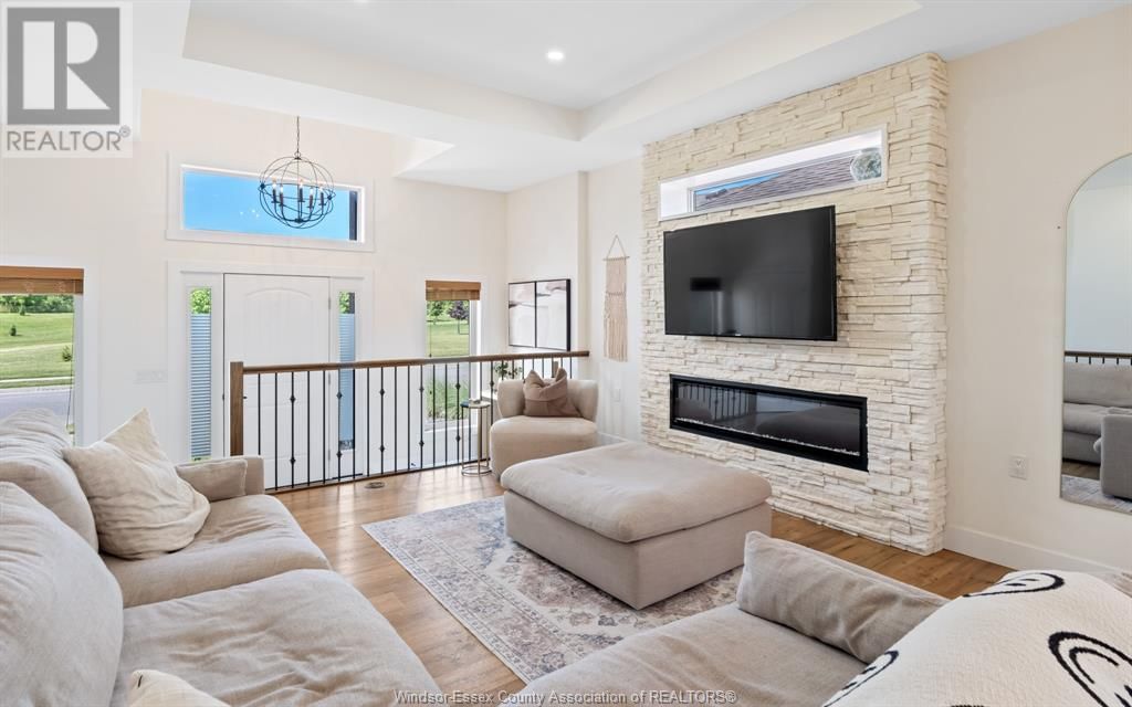 105 CONSERVATION BOULEVARD Image 11