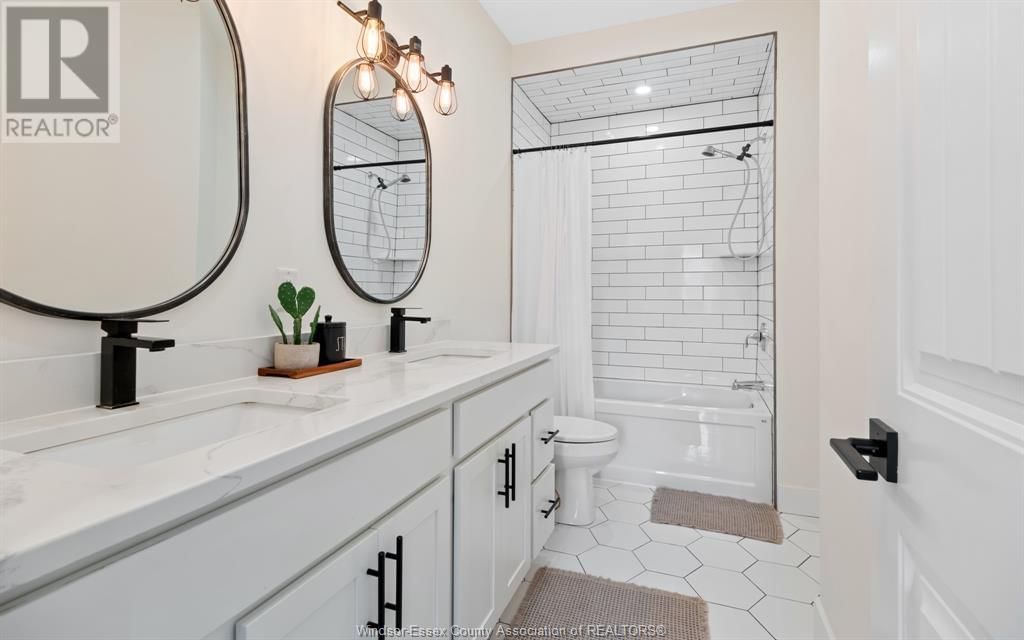 105 CONSERVATION BOULEVARD Image 21