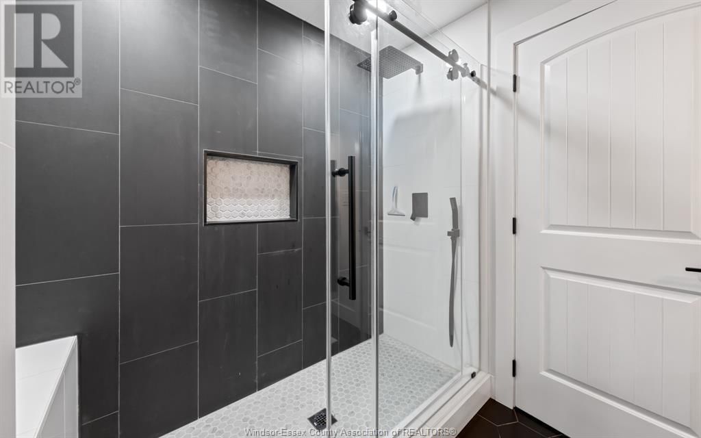 105 CONSERVATION BOULEVARD Image 34