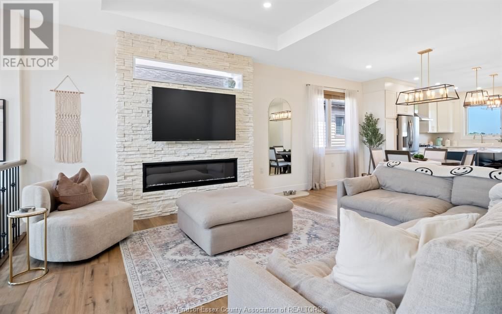 105 CONSERVATION BOULEVARD Image 9
