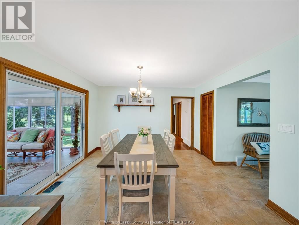 3927 SOUTH TALBOT ROAD Image 12