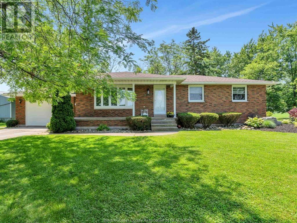 3927 SOUTH TALBOT ROAD Image 31