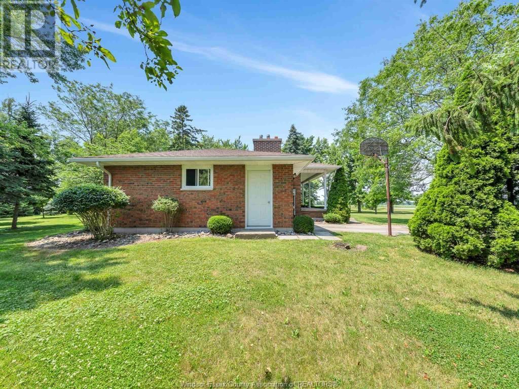 3927 SOUTH TALBOT ROAD Image 34