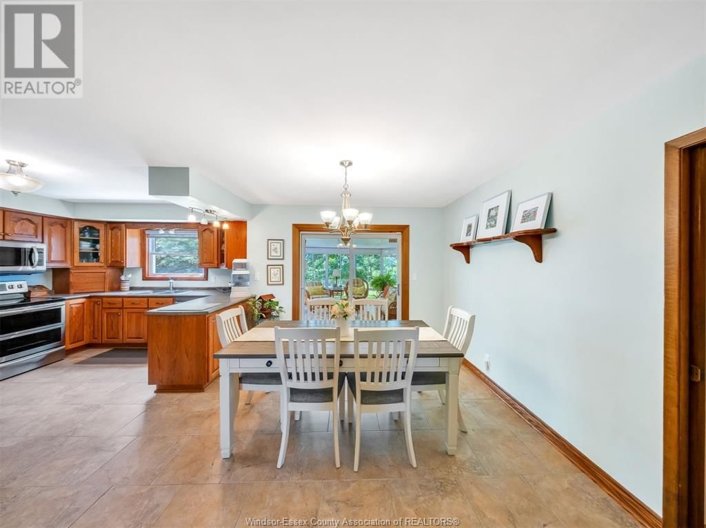 3927 SOUTH TALBOT ROAD Image 8