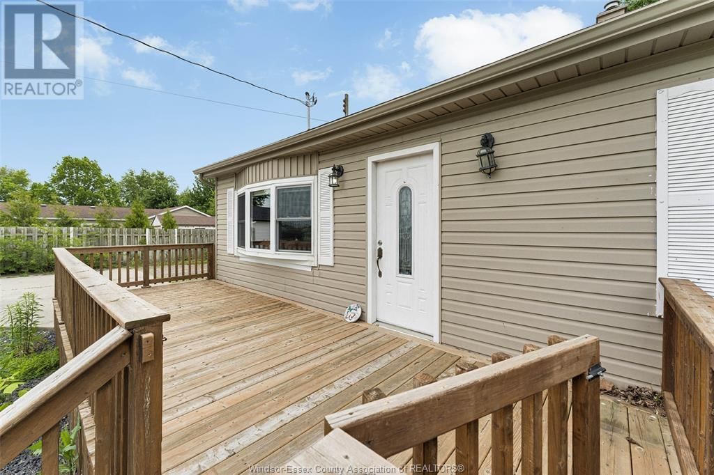 525 HIGHWAY 77 Image 16