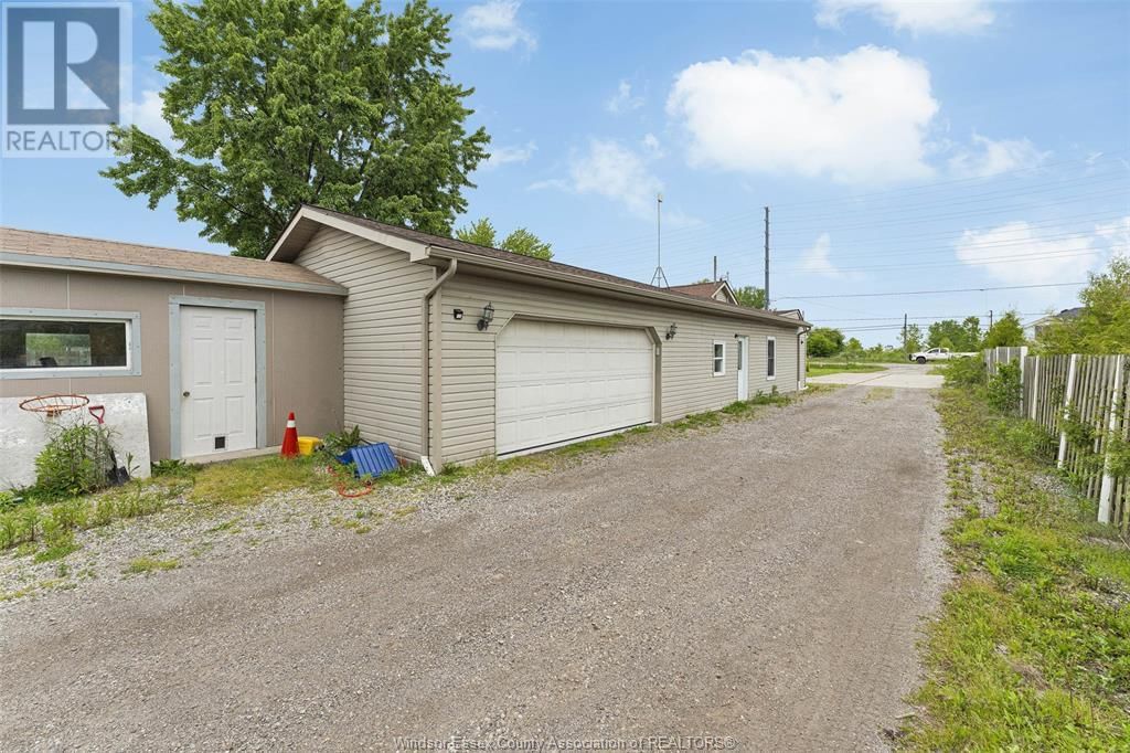 525 HIGHWAY 77 Image 9