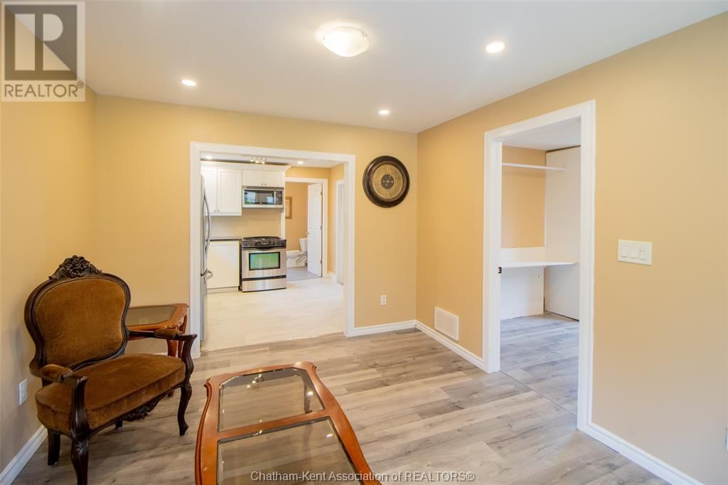 23 SISKIND COURT Image 7