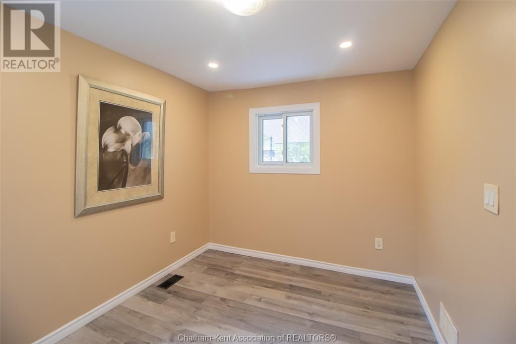 23 SISKIND COURT Image 9