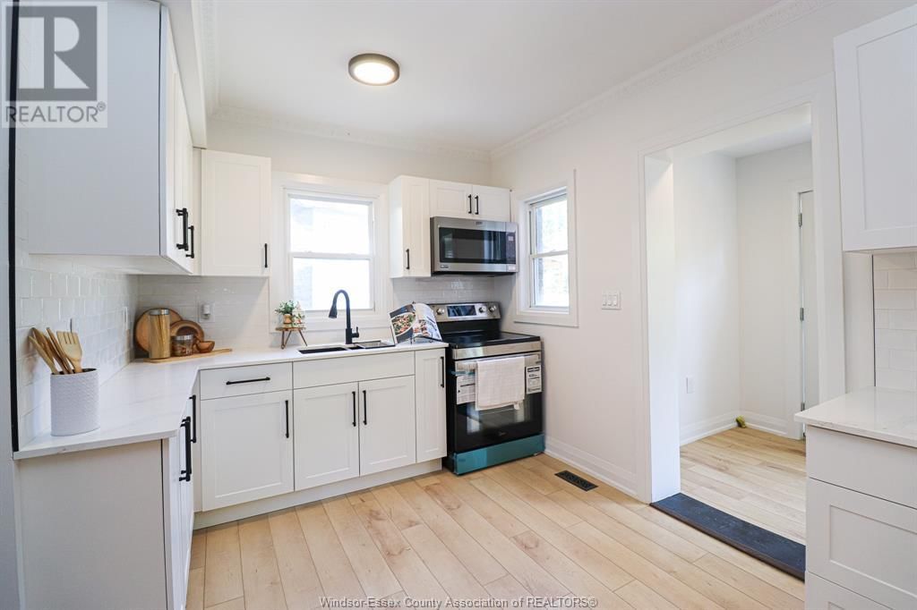 3629 QUEEN Image 15