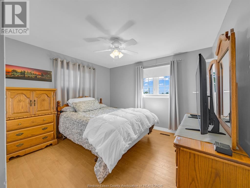 1539 MERSEA RD 2 Image 14