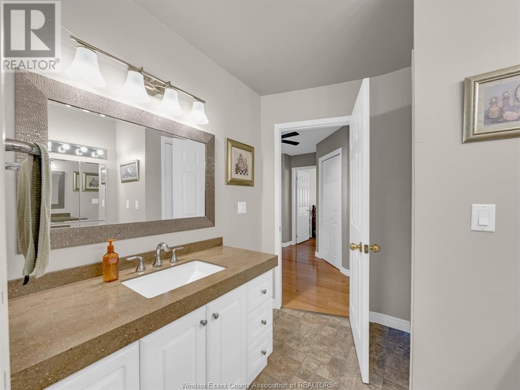 1539 MERSEA RD 2 Image 20