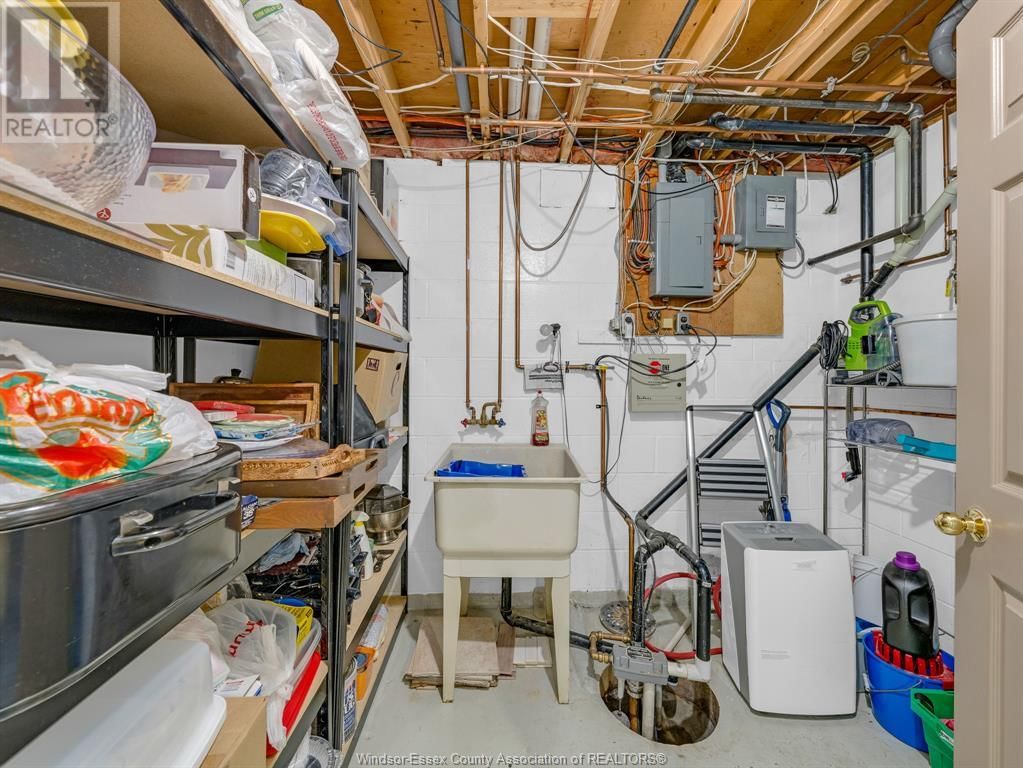 1539 MERSEA RD 2 Image 32
