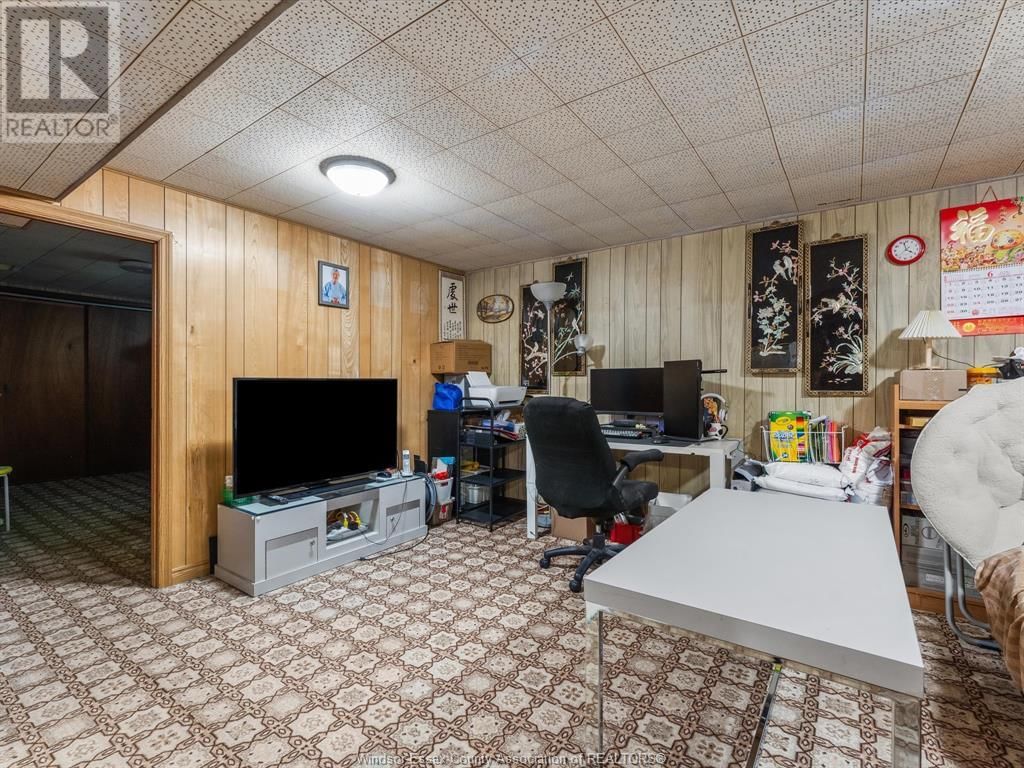 1310 DUFFERIN Image 25