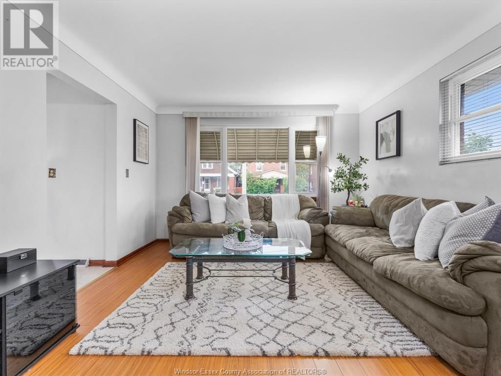 1310 DUFFERIN Image 7