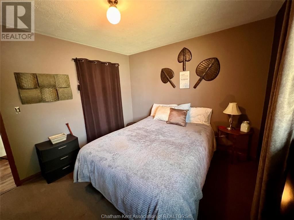 234 WELLINGTON STREET Image 11