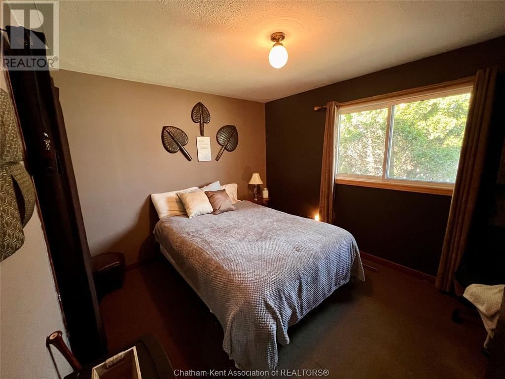234 WELLINGTON STREET Image 12